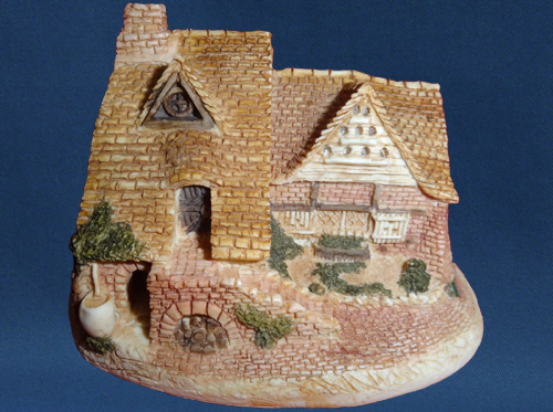 Dove Cottage (Classic) Dove Cottage (Classic)