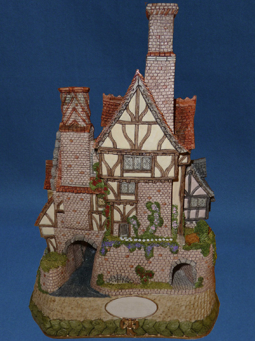 Quindene Manor Premier