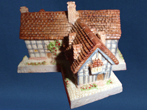 Shakespeare's Birthplace (Classic) Shakespeare's Birthplace (Classic)